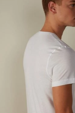 New 🔥 Intimissimi Men Short-Sleeve V-Neck T 👚 Shirt In Extra-Fine Supima® Cotton White 😍